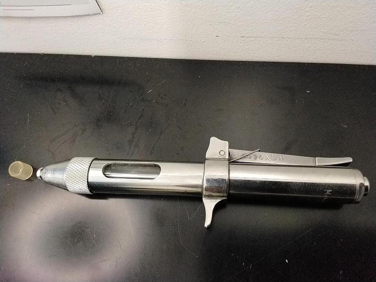 Used MadaJet 0970XLM Urological No-Needle Anesthesia Injector