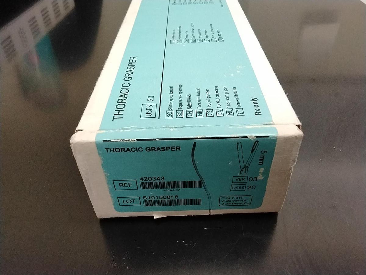 Used Intuitive Da Vinci Ref: 420343 SI/S Thoracic Grasper, 5 mm, New