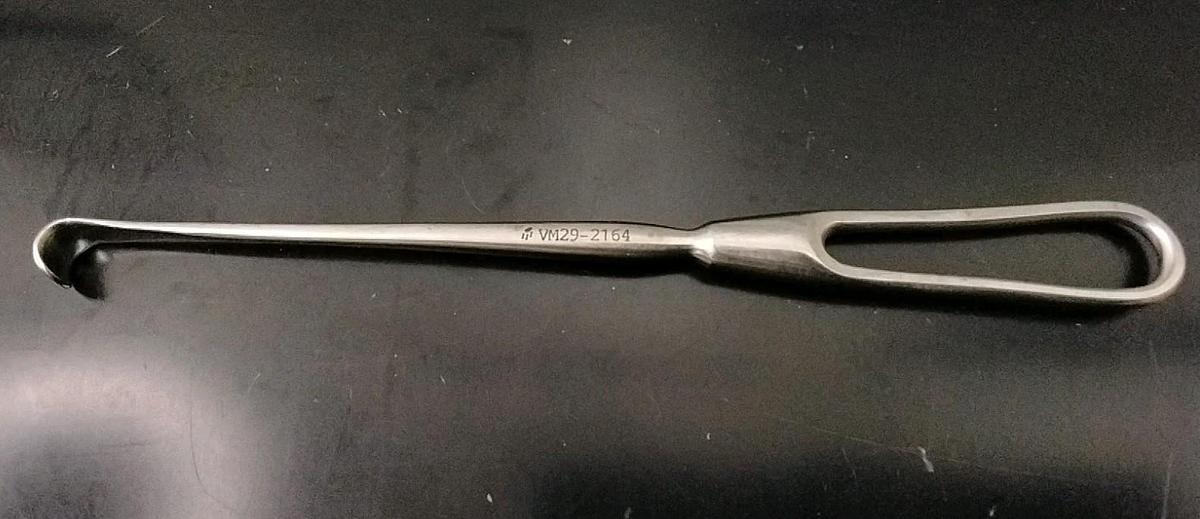 Used Von Mueller VM 29-2164 BCMS ROUNDED VEIN RETRACTOR