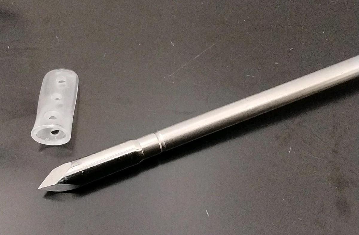 Used Richard Wolf Surgical Trocar 8922.123 W/pyramidal Tip, Protective Cap