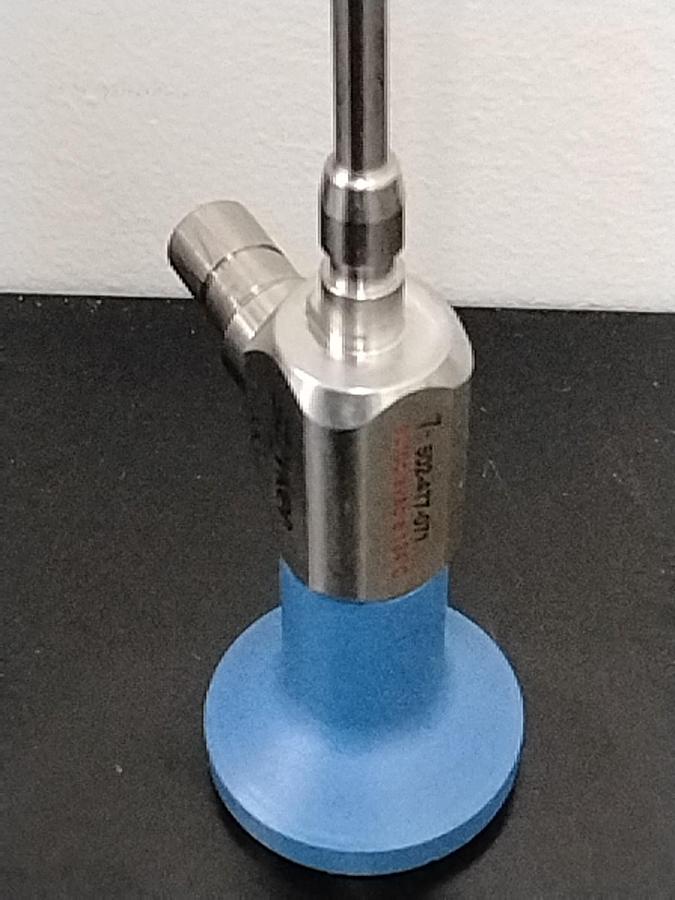 Used Stryker REF 502-477-071, 4mm 70 degree Arthroscope W/Protective Case
