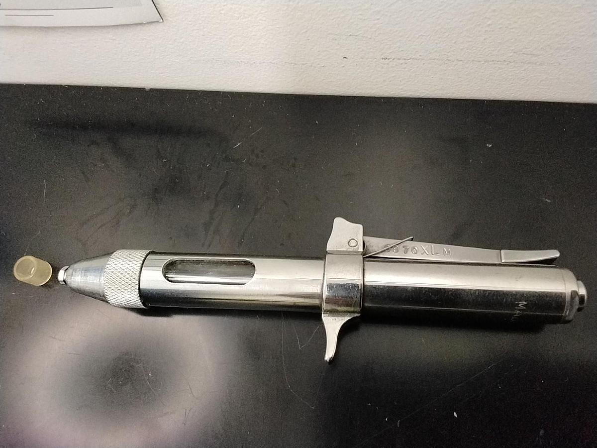 Used MadaJet 0970XLM Urological No-Needle Anesthesia Injector