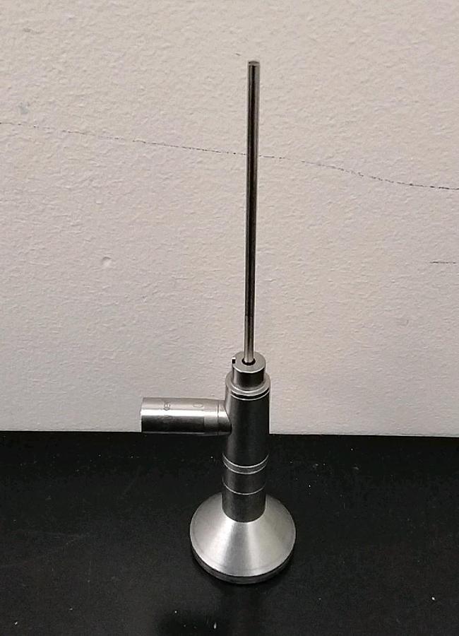 Used Stryker 342-11 2.3mm x 0° x 8cm Small Joint J-Lock Arthroscope W/Case
