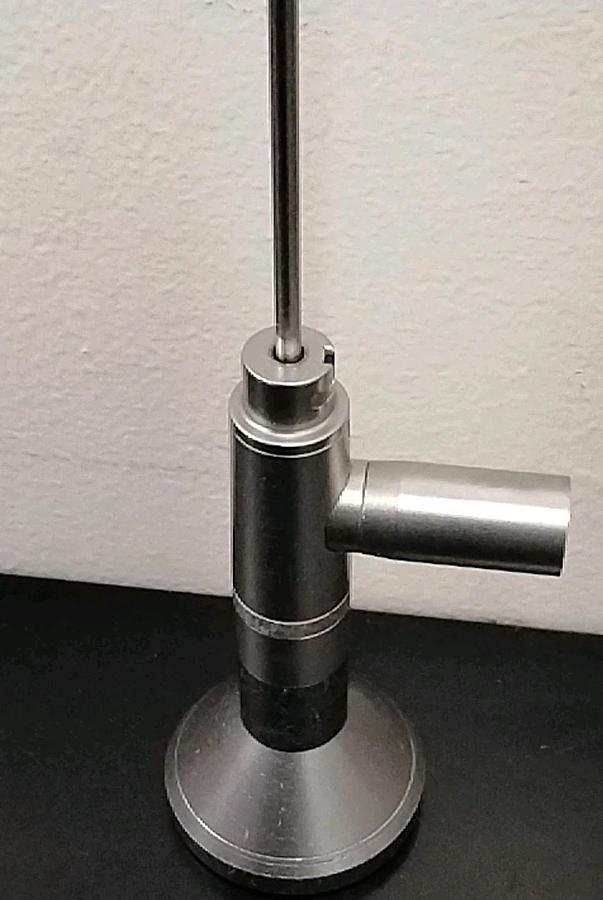 Used Stryker 342-11 2.3mm x 0° x 8cm Small Joint J-Lock Arthroscope Arthroscopy