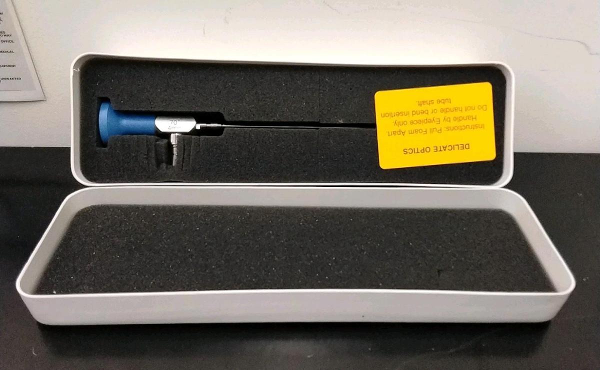 Used Stryker REF 502-477-071, 4mm 70 degree Arthroscope W/Protective Case