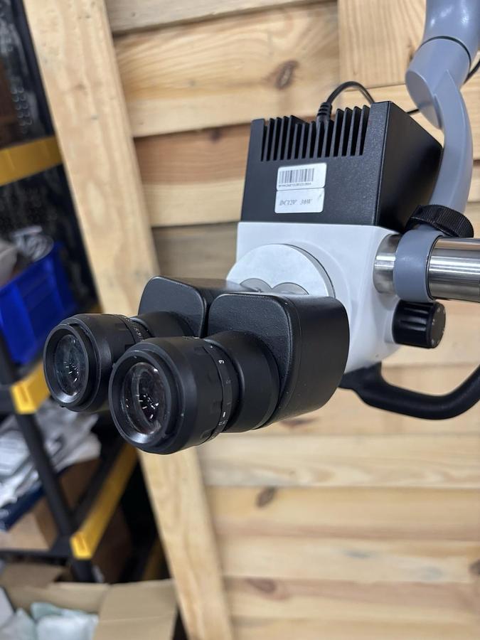 Used Ecleris Microstar Om-200 Microscope U10M200