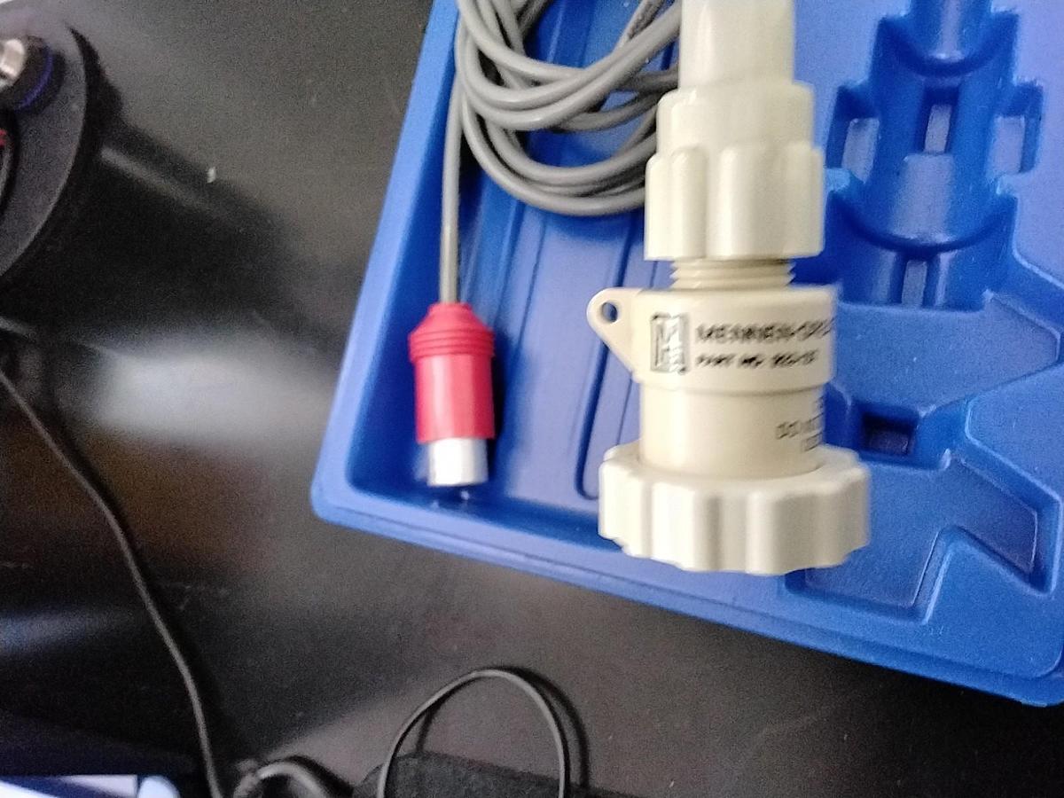 Used Mennen-Greatbatch Physiological Pressure Transducer Kit 922-122-030 W/Case
