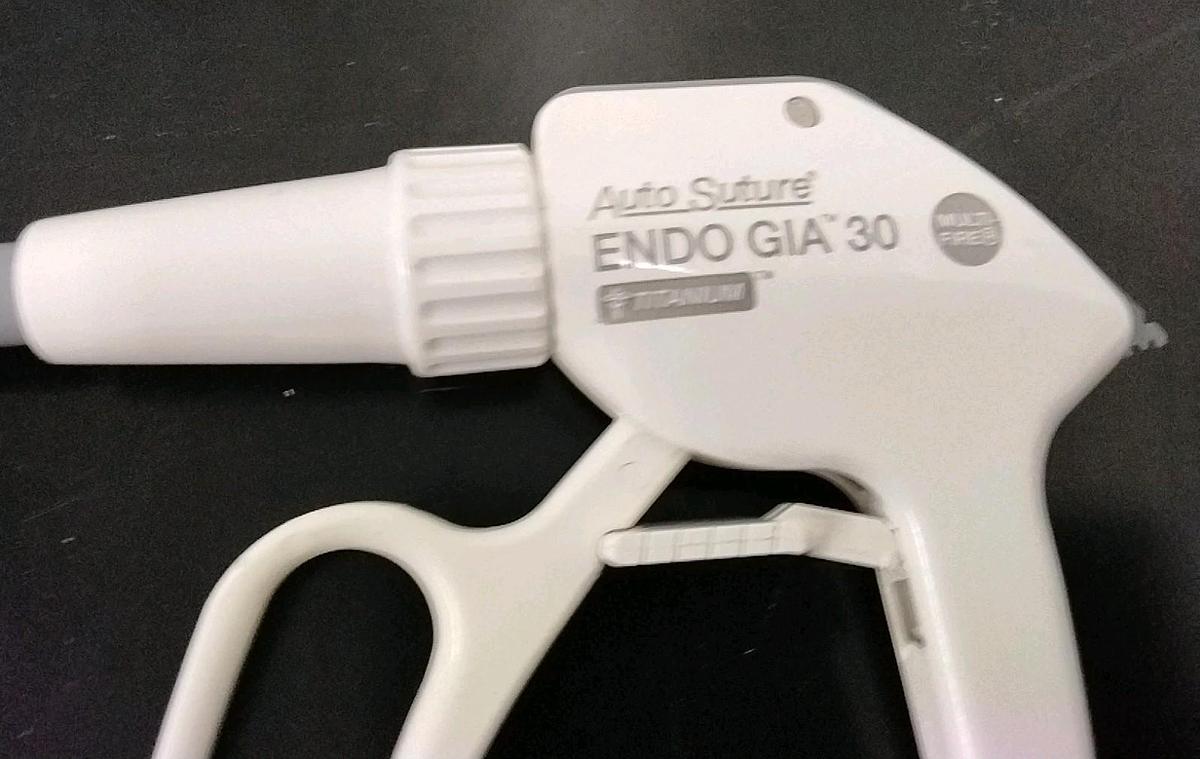 Used COVIDIEN Multifire Endo GIA 30 Auto Suture Stapler