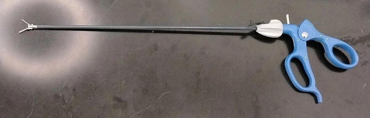 Used Snowden Pencer 90-6363 Duckbill Dissector Instrument 5mm x 36cm