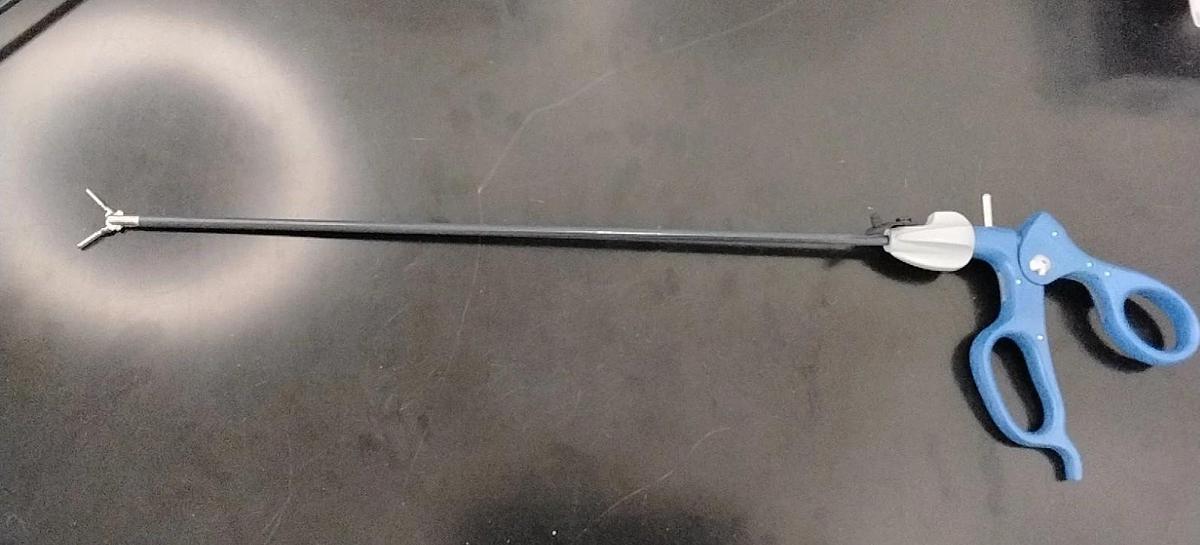 Used Snowden Pencer 90-6363 Duckbill Dissector Instrument 5mm x 36cm
