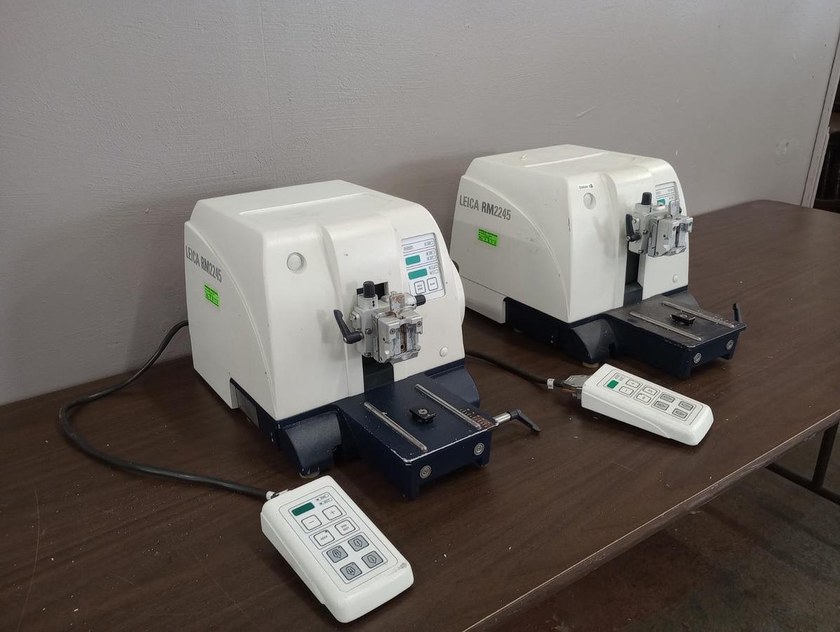 Used Leica RM2245 Rotary Microtome