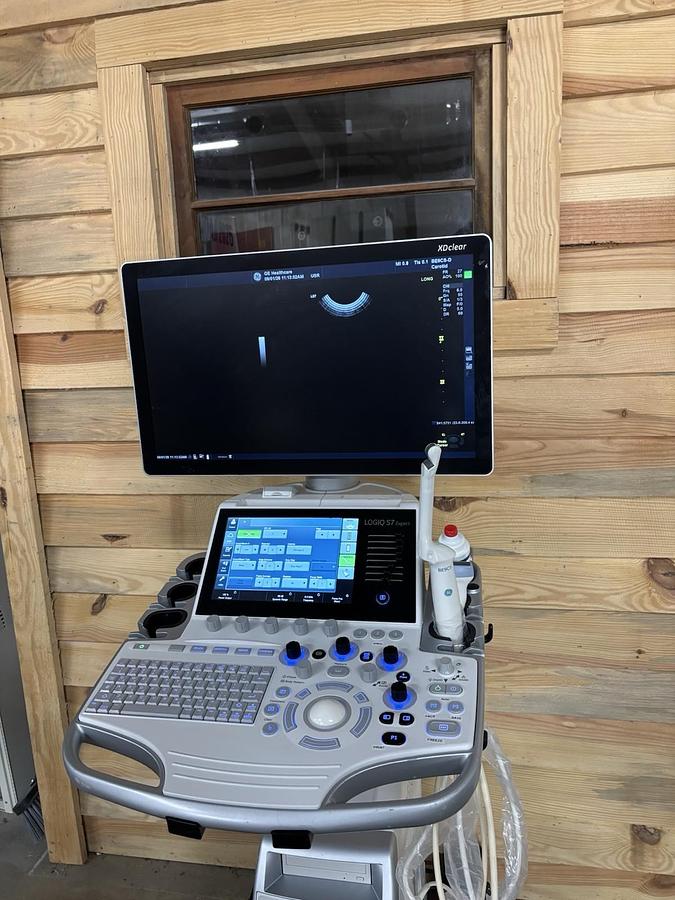 Used GE Logiq S7 Expert Ultrasound System W SW: R3 And Probes 2018
