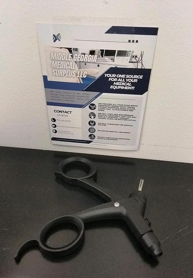 Used Karl Storz Surgical ClickLine Handle, 33151