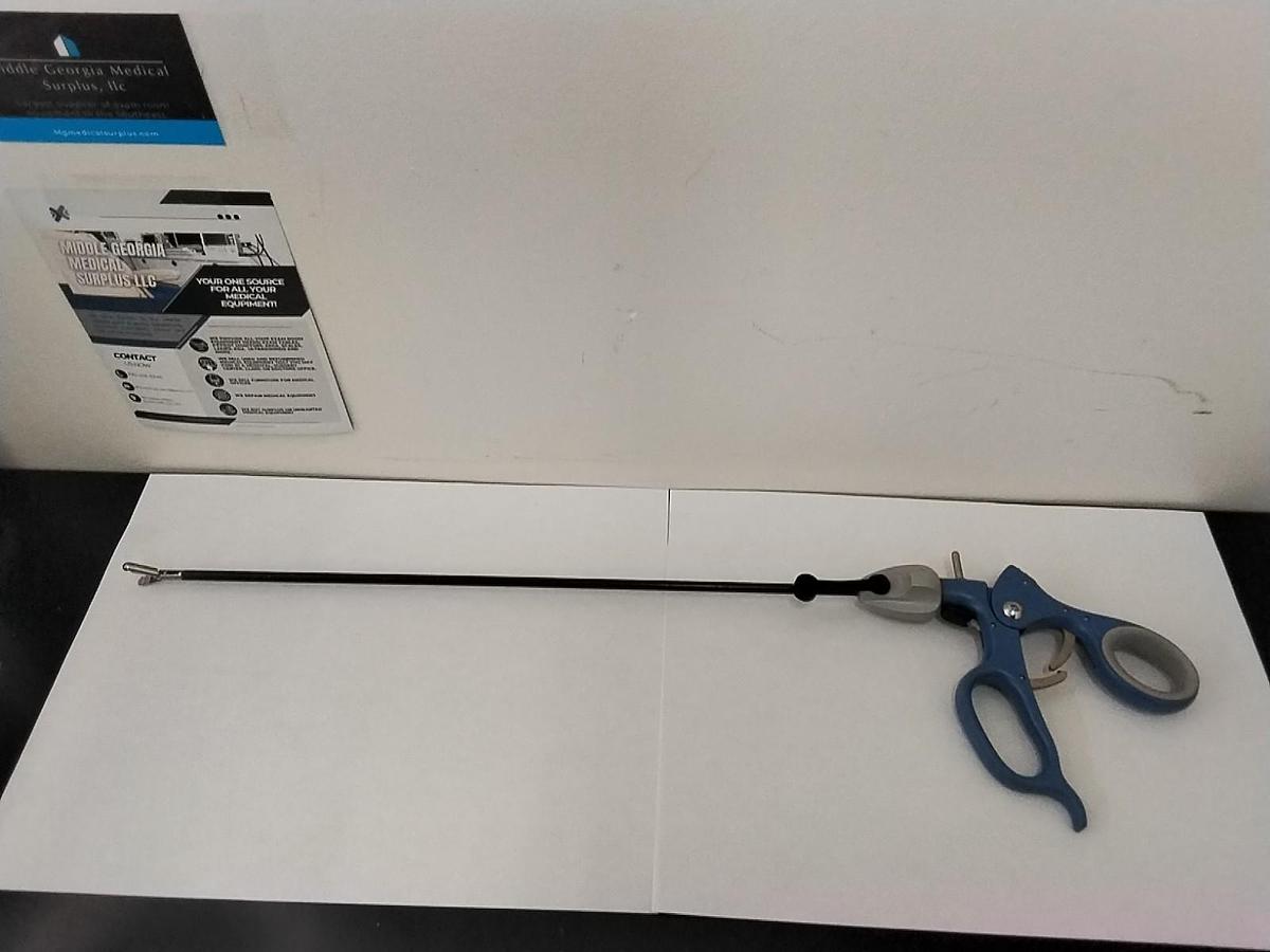 Used Snowden-Pencer 90-6312 Mckernan Diamond-Line Grasper, 5mm x 36cm