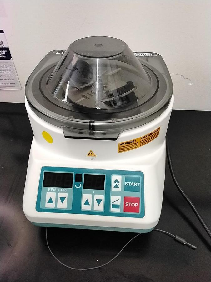 Used Hettich Zentrifugen EBA 20C 4500 RPM Centrifuge