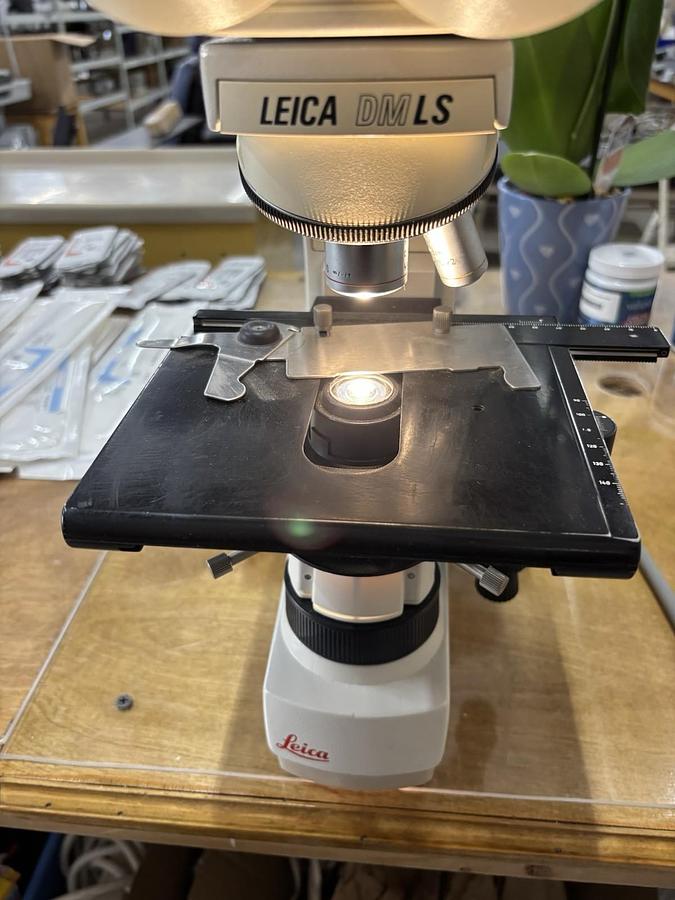 Used Leica DM LS Phase Contrast Microscope w/ 4 X10x, 40x & Dual 100x Objectives -...