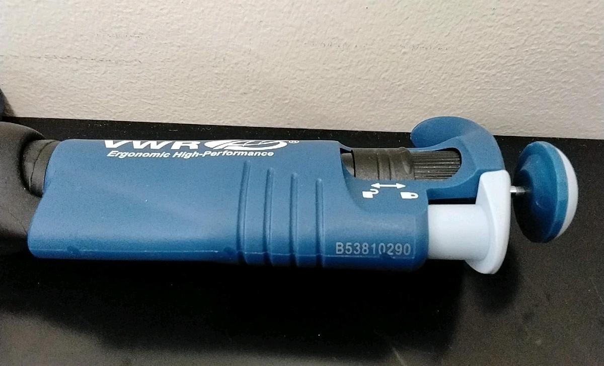 Used VWR Ergonomic High-Performance 1-10ul 8-channel Pippettor