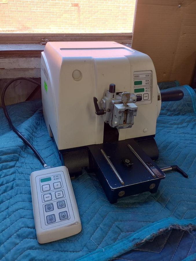 Used Leica RM2245 Rotary Microtome
