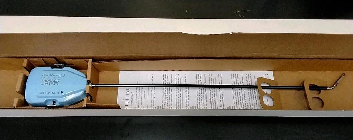 Used Intuitive Da Vinci Ref: 420343 SI/S Thoracic Grasper, 5 mm, New