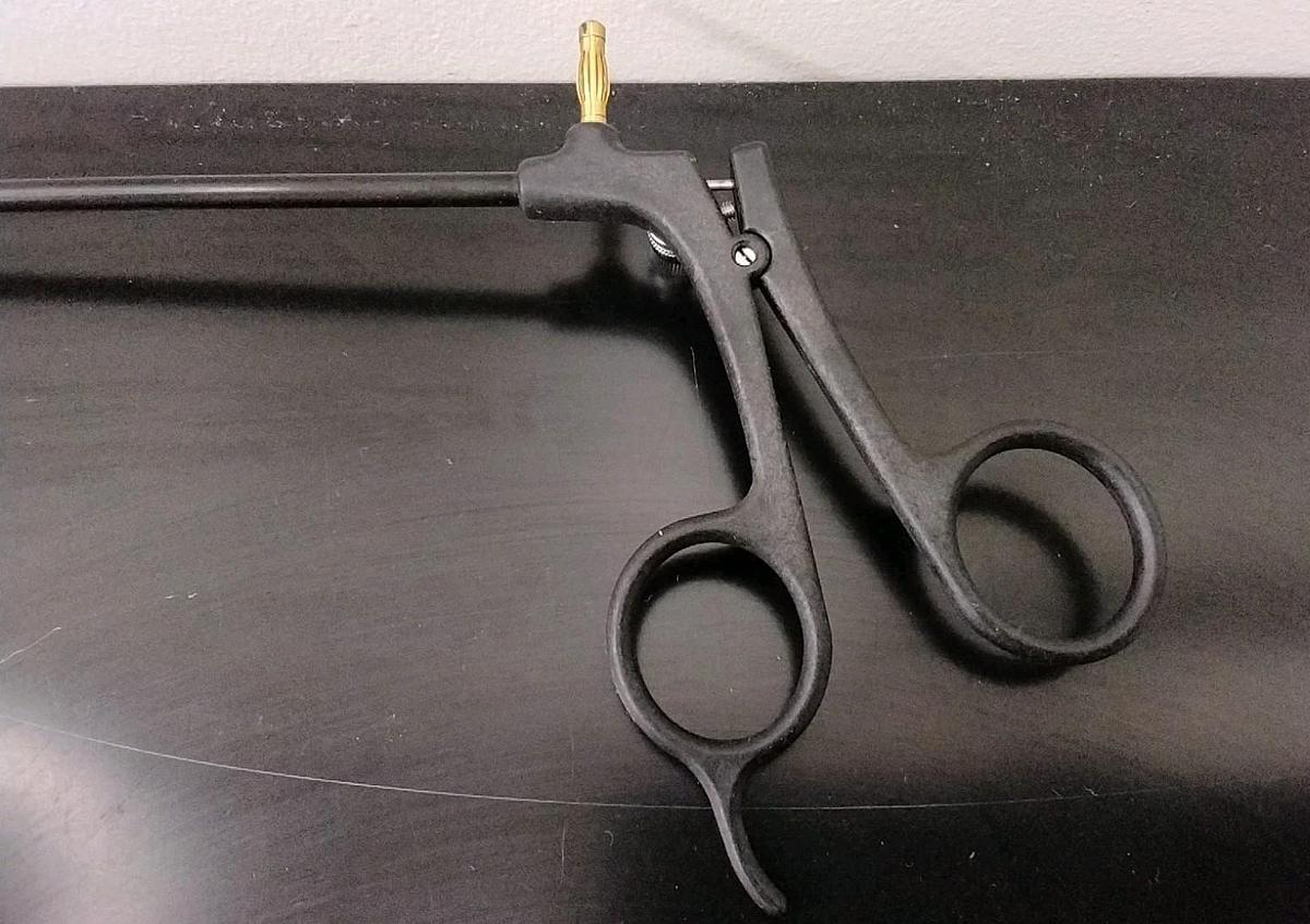 Used Endolap Laparoscopy Grasper Curved Scissors Surgical Instrument
