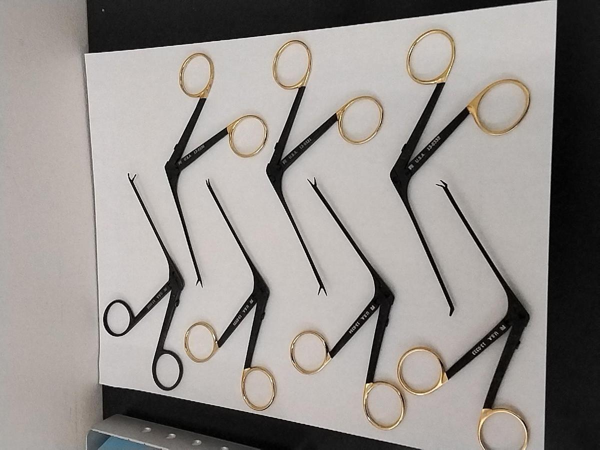 Used Richards Set of 7 Pcs Up, Down, STR Orthopedic Instrument Set Gold & Black