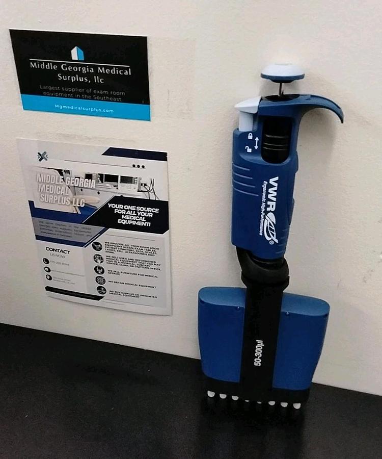Used VWR  Ergonomic High Performance  8-channel  Pipette Pipettor 30-300ul