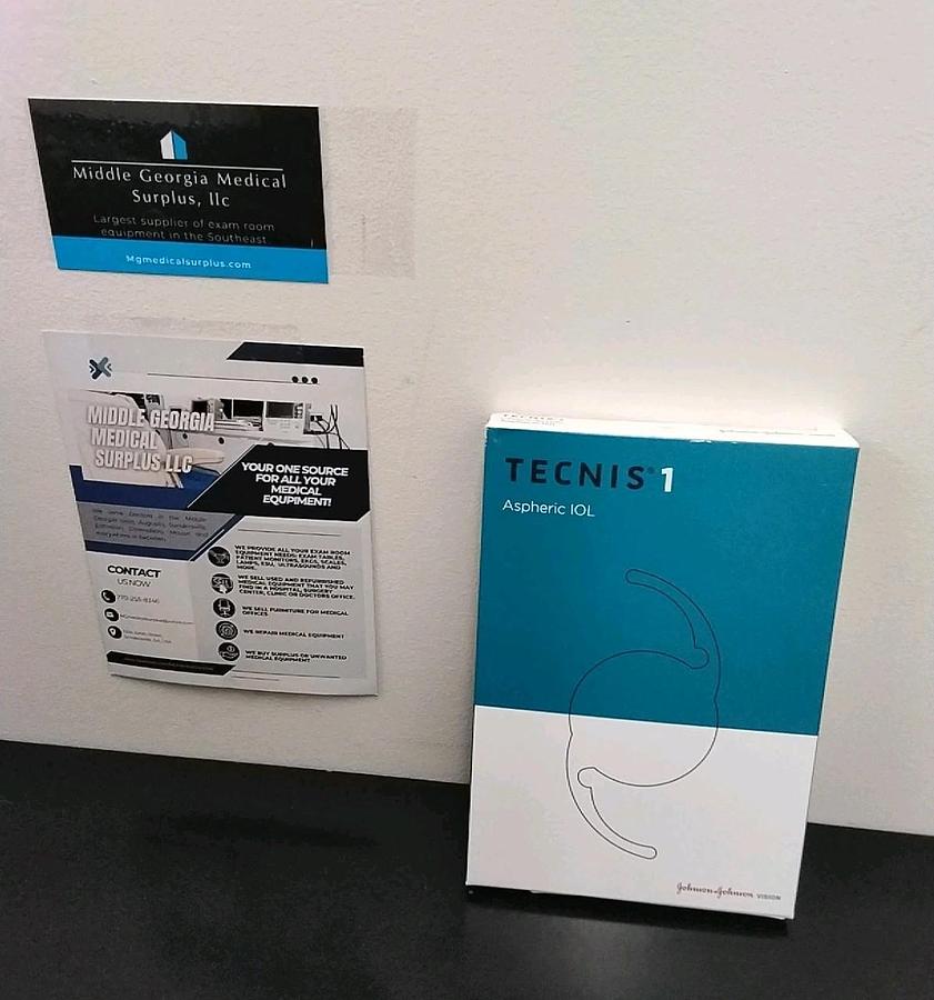 Technis 1 Aspheric IOL ZCB00 23.0D Lens by Johnson and Johnson