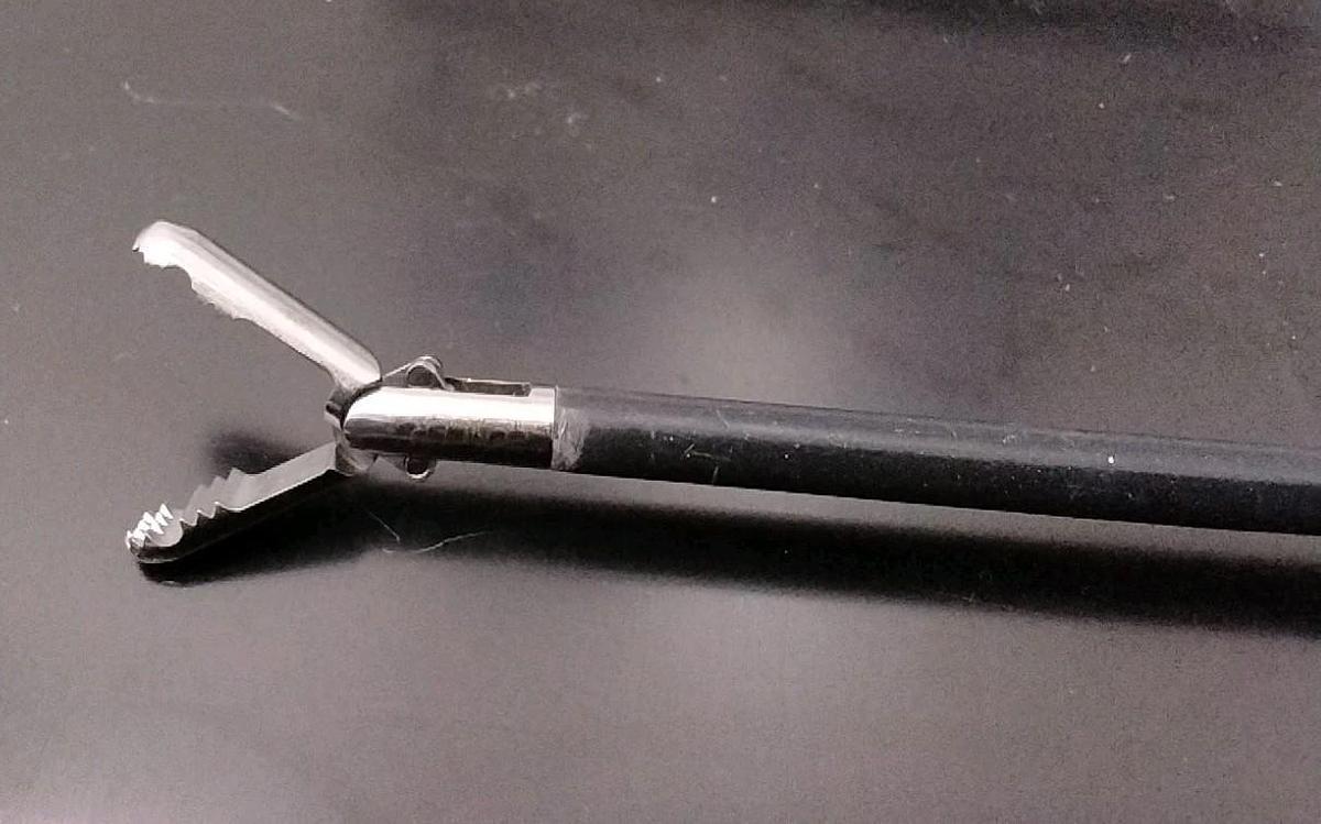 Used Snowden-Pencer 90-6312 Mckernan Diamond-Line Grasper, 5mm x 36cm