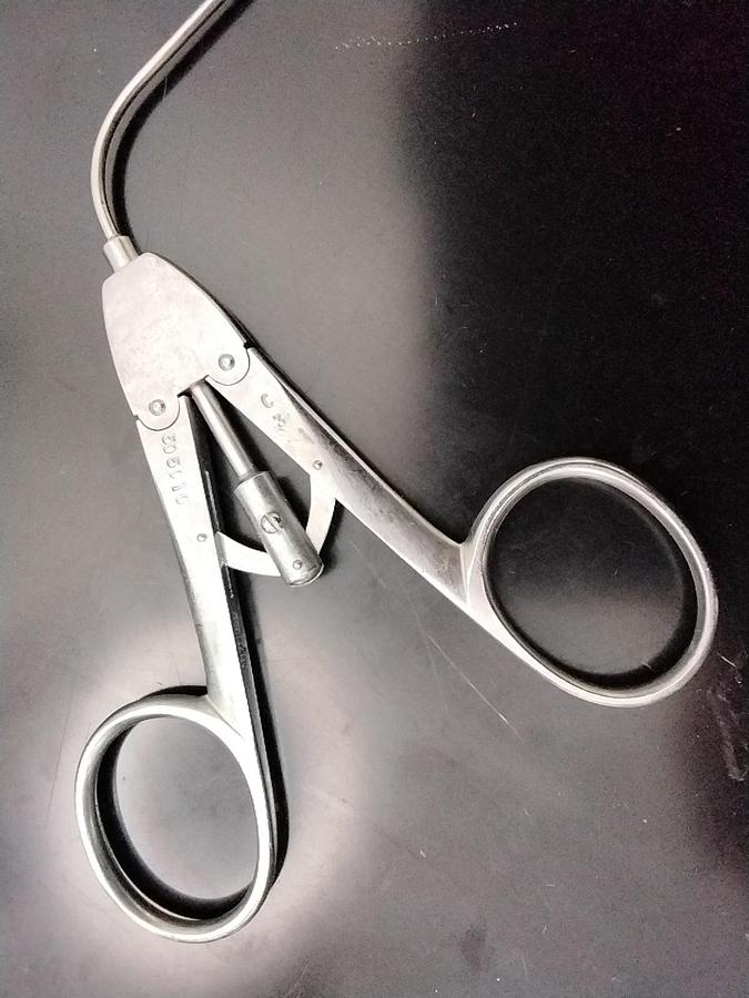 Used Pilling 505070 Long Grasper