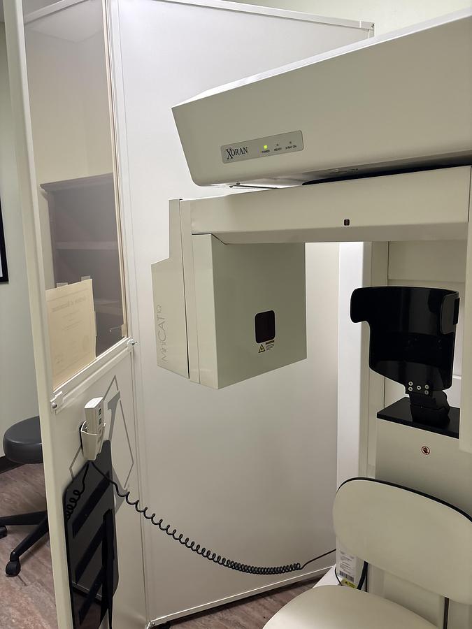 Used Xoran MiniCAT IQ computed tomography x-ray