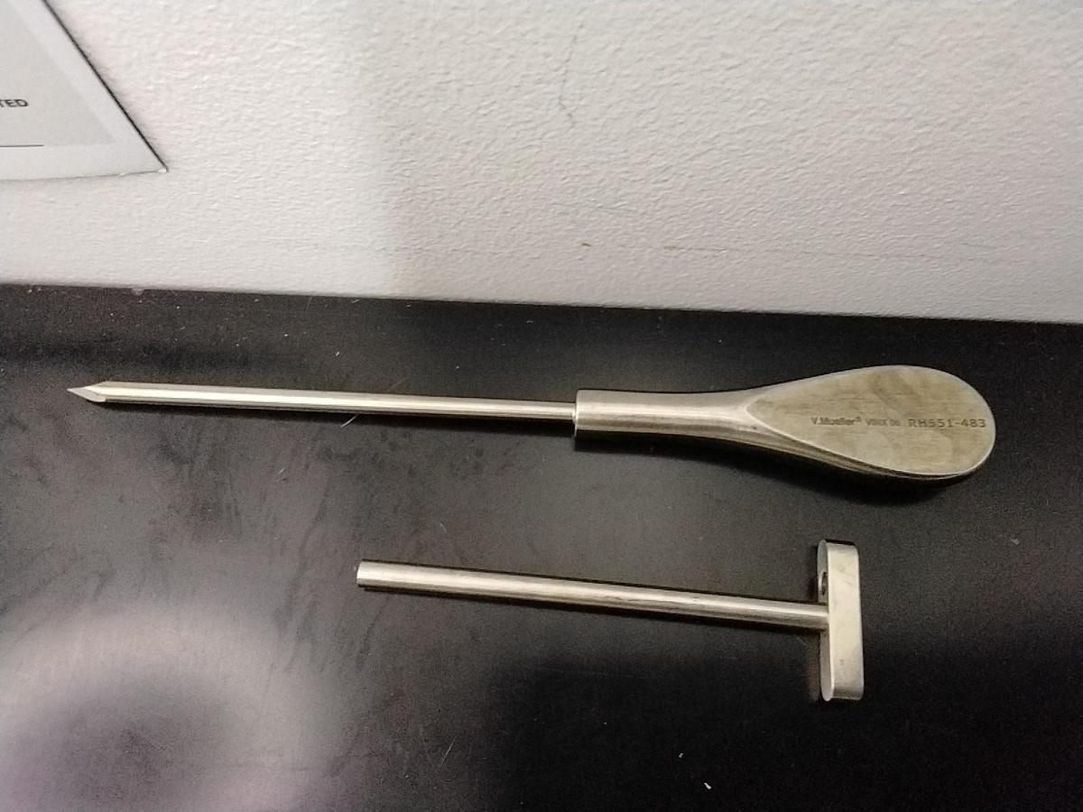 Used Von Mueller RH551-483 Steel 6.5 Inch 4.0mm Tip Trocar and Cannula