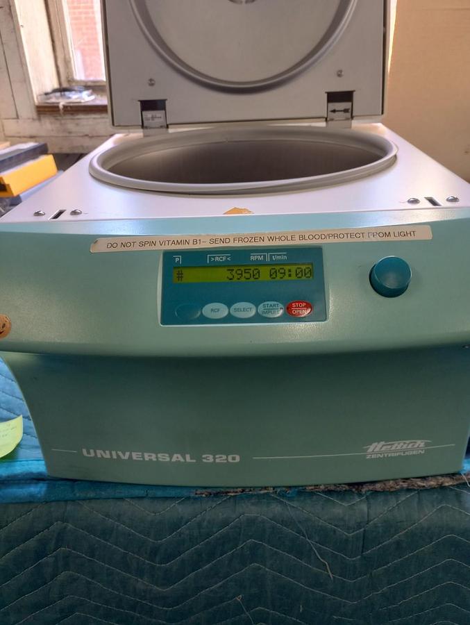 Used Hettich Universal 320 Benchtop Centrifuge 16000 Rpm's