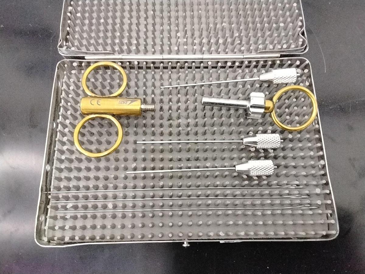 Used GORE 1GSP01 8 Piece Suture Passer Instrument Set W/Case