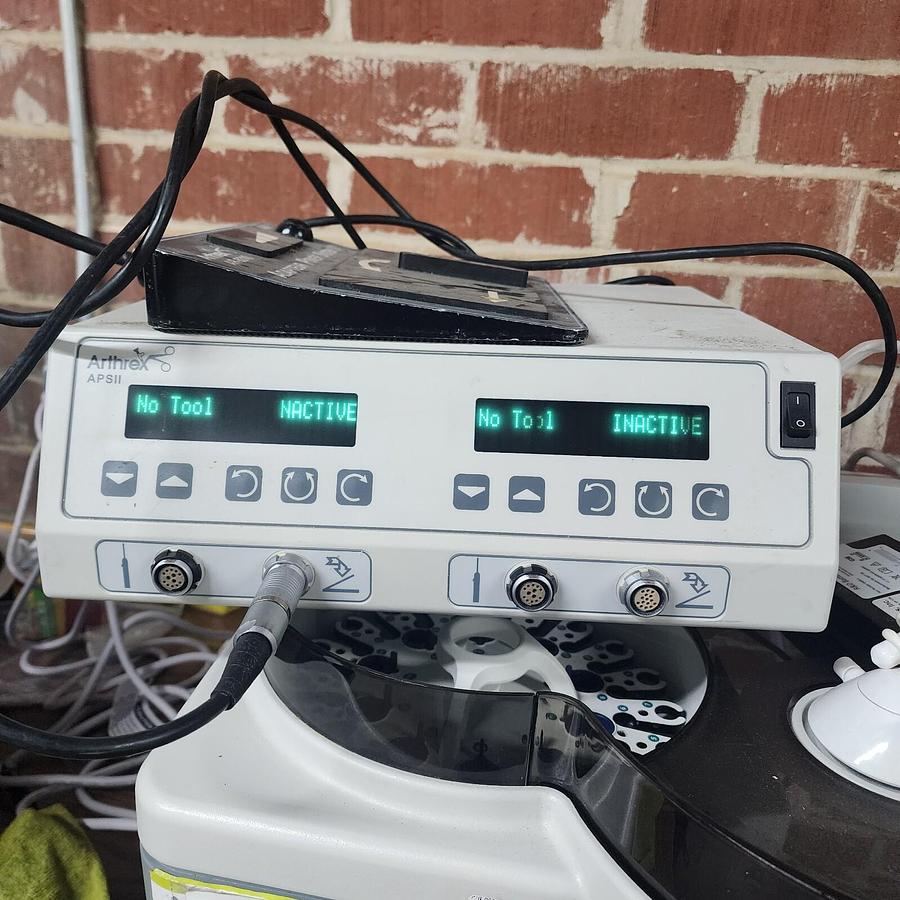 Used ARTHREX APS II AR-8300 Console and AR-8310 Footswitch w Power Adapter
