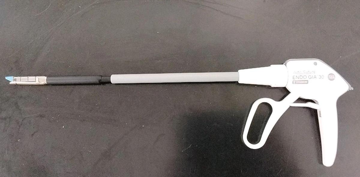 Used COVIDIEN Multifire Endo GIA 30 Auto Suture Stapler