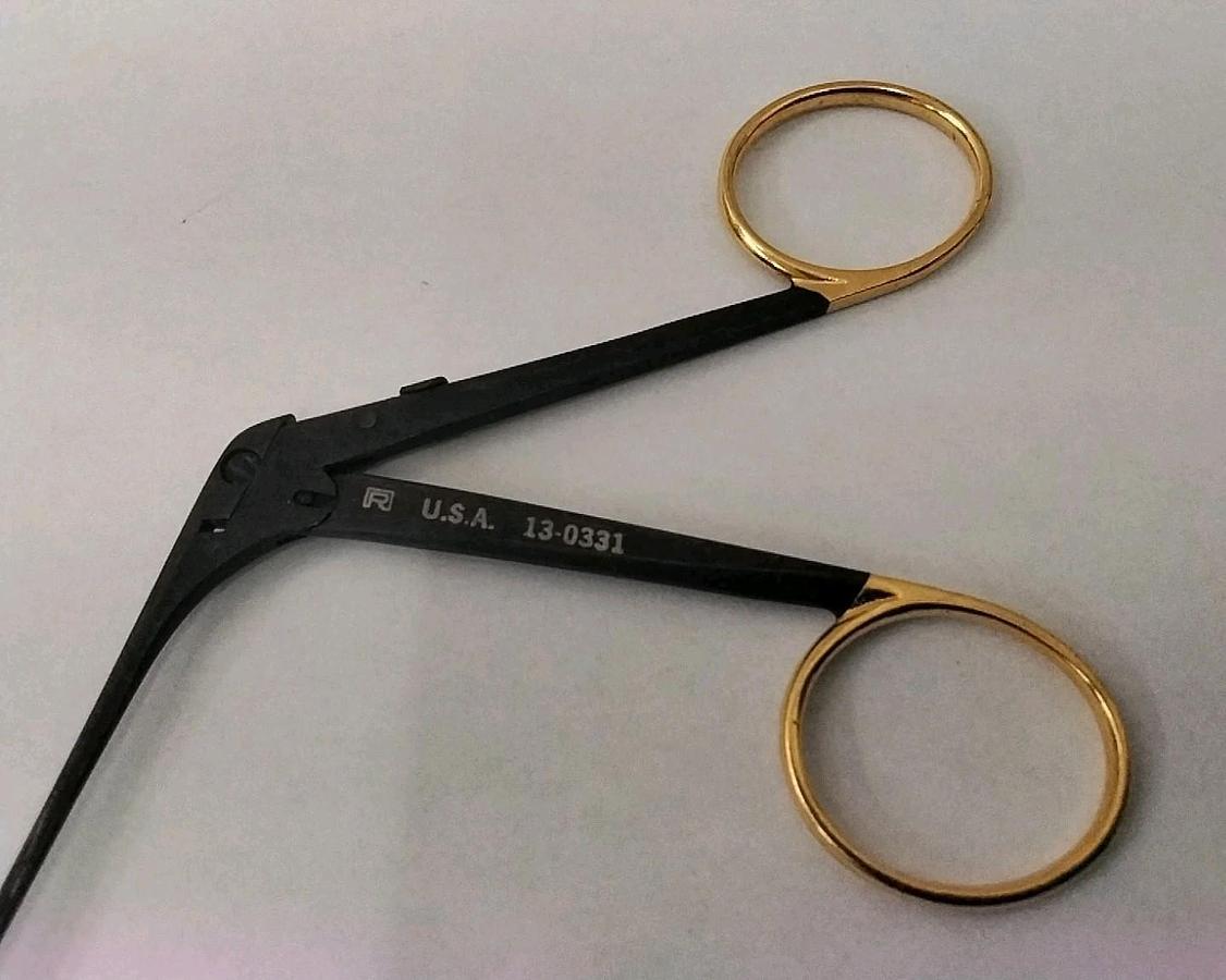 Used Richards 13-0331 GOLD and BLACK Gator Forceps, Straight, Serrated, 4.5mm