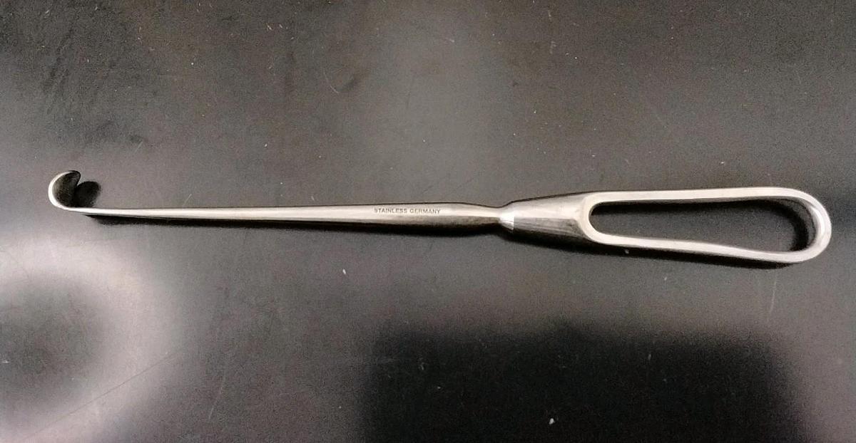 Used Von Mueller VM 29-2164 BCMS ROUNDED VEIN RETRACTOR