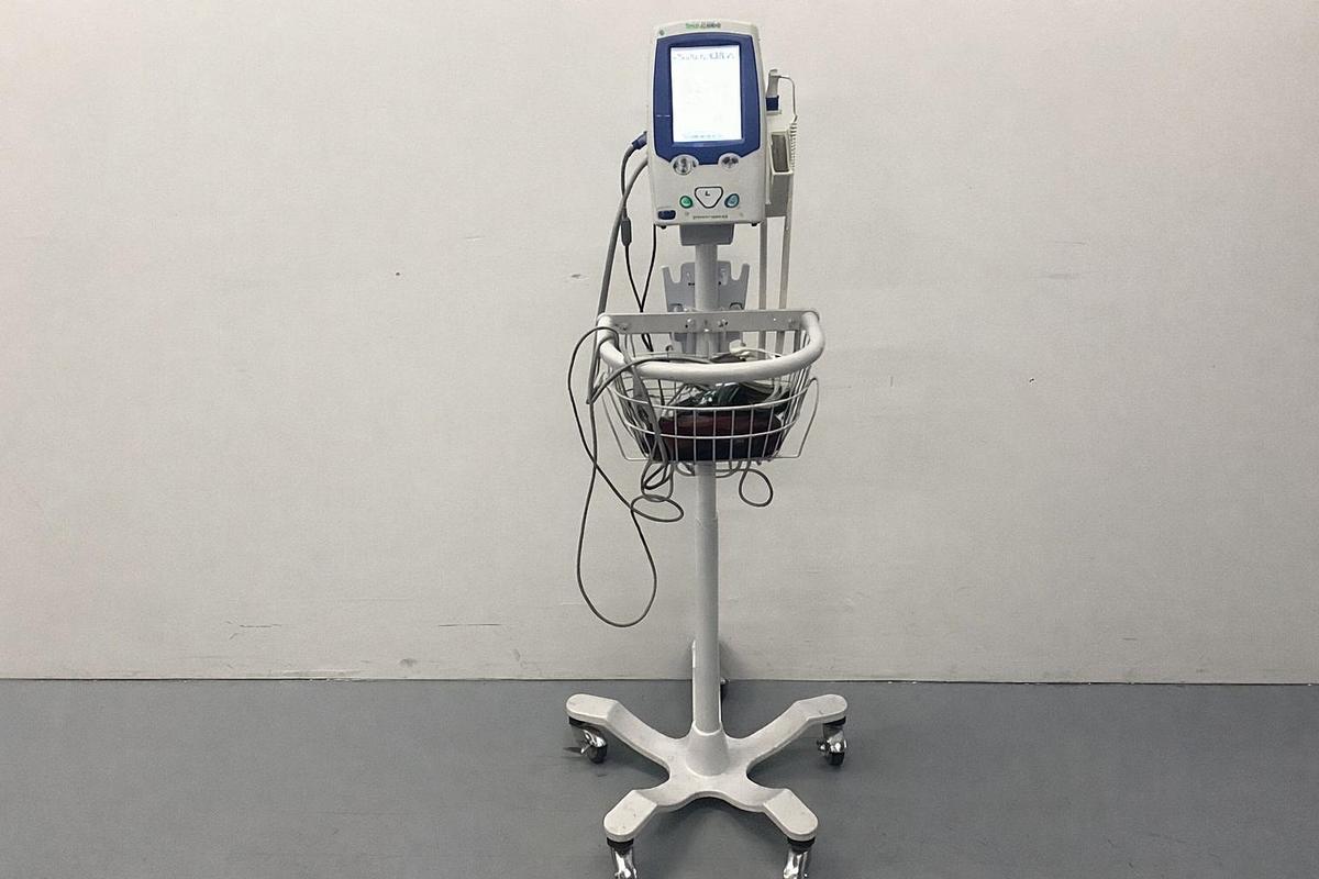 Used Welch Allyn Spot Vital Signs LXi Monitor