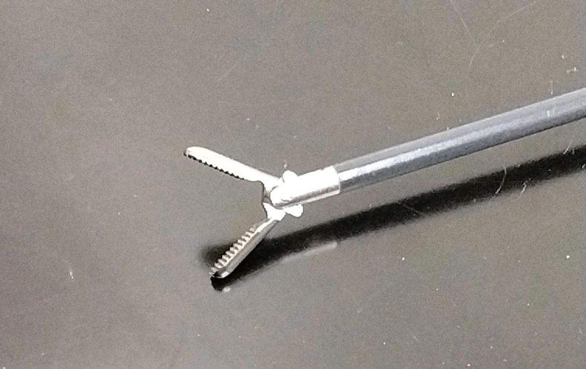 Used Snowden Pencer 90-6320 Bullet Nose Grasper