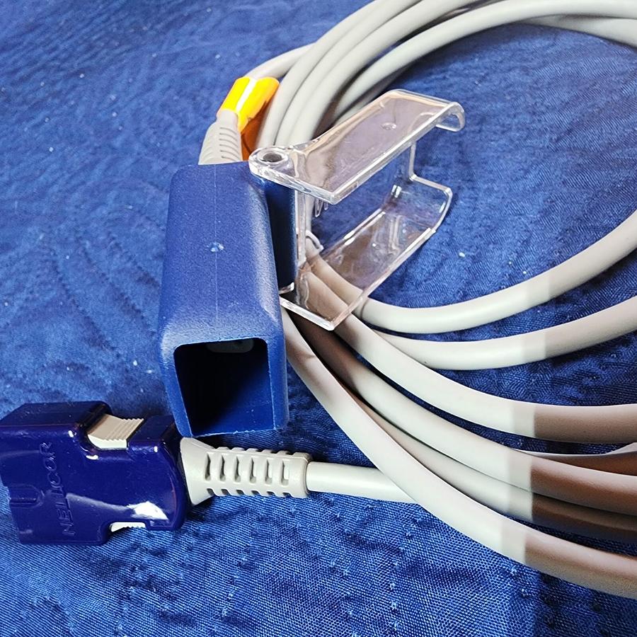 Used Covidien DEC8 Nellcor Sensor Extension Cable, 8' (2.44 m) LOT of 20 Pc