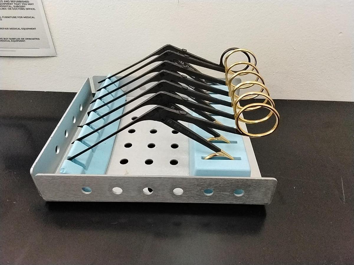 Used Richards Set of 7 Pcs Up, Down, STR Orthopedic Instrument Set Gold & Black