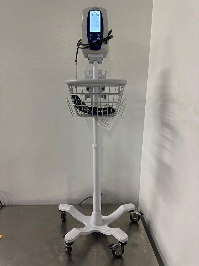 Used Welch Allyn 420 Spot Vital Signs Monitor