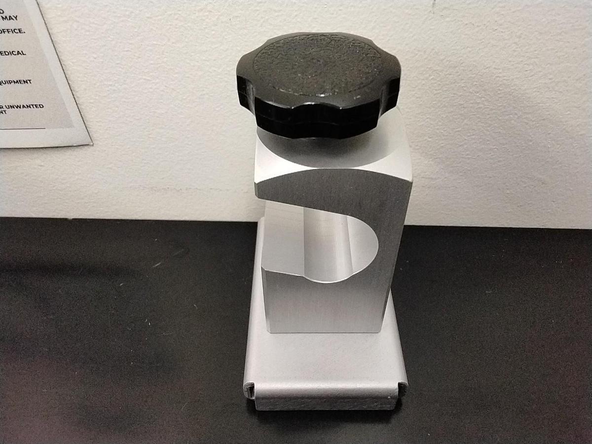 Used Vyaire 04322 Bracket Post Dovetail ASY Mount