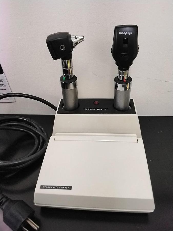 Used Welch Allyn 71150 Charger Base Diagnostic Center With Handles, Ophthalmoscopes