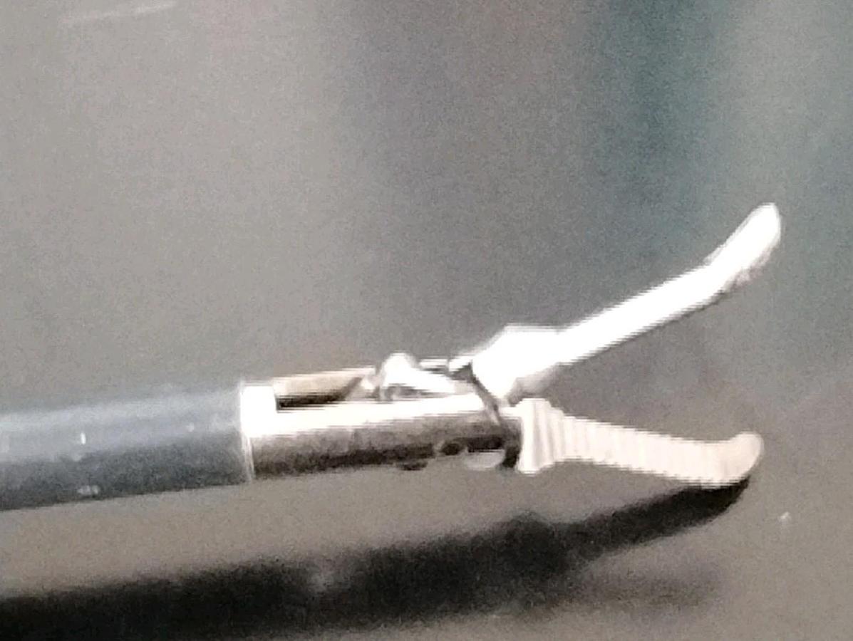 Used Snowden Pencer L02944 Grasper