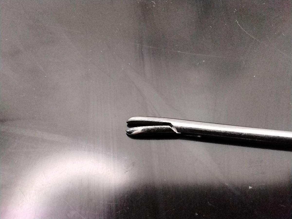Used Jarit 600-251 In-Line 5.0mm Left Curved Needle Holder 13" Length