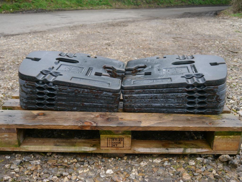 Used New Holland 45kg Front Weights
