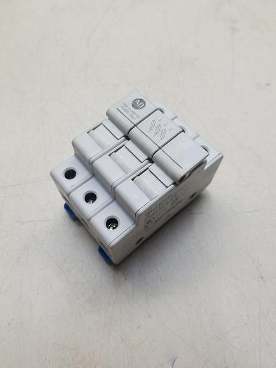 Used ALLEN BRADLEY 1492-FB3C30 SER A