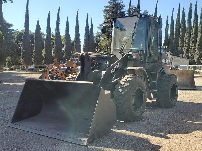 Used 2015 CASE 521F