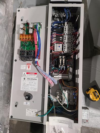 Used Allen Bradley 21VD011A3AYNANCOBN-LR Powerflex 70 AC Drive